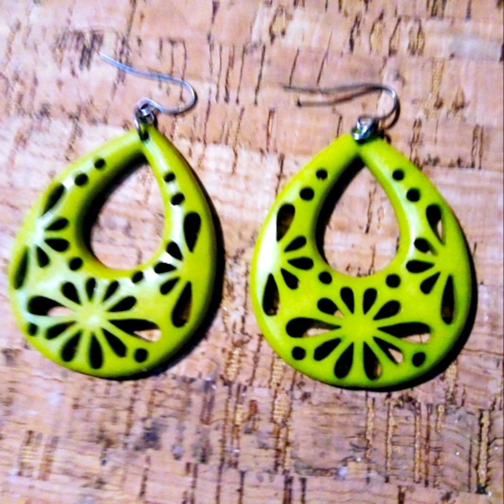 Vintage bakelite retro earrings
